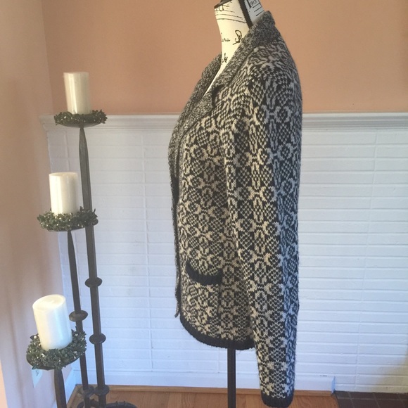 🌺Final Price🌺Banana Republic Dbl Breasted Cardigan - Picture 4 of 8
